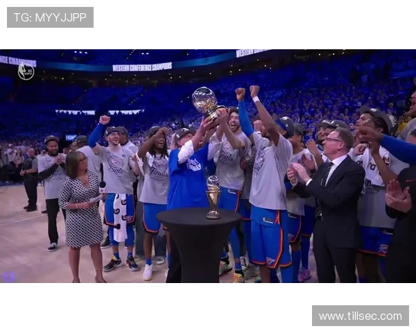 世界杯决赛前瞻:两支劲旅激烈对决,谁能捧起最终的冠军奖杯 世界杯决赛前瞻:两支劲旅激烈对决,谁能捧起最终的冠军奖杯