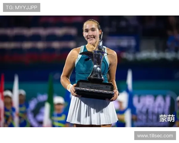 世界网球锦标赛落幕 赛季总决赛冠军揭晓 新星崛起老将退役