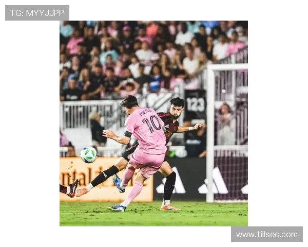 梅西加盟迈阿密国际后首度亮相比赛，带领球队迎来精彩逆转胜利