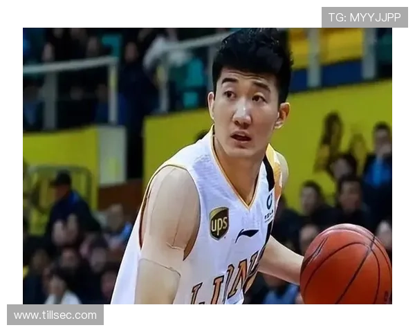 中国男篮激战菲律宾晋级亚洲杯决赛，孙铭徽带领全队展现强势反弹