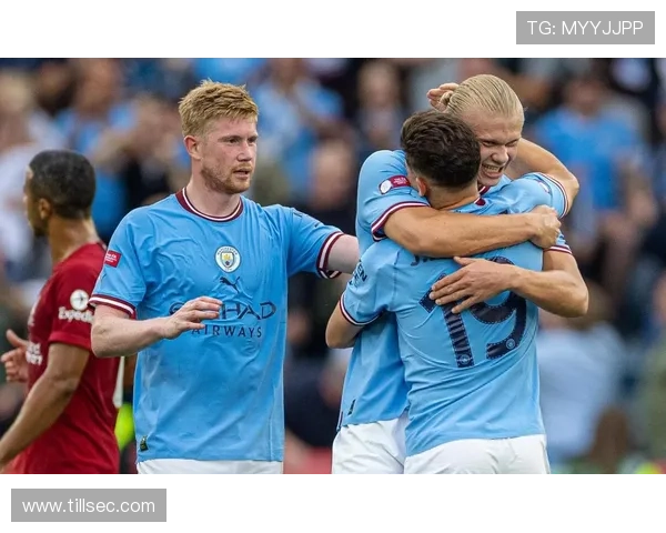 英超联赛最新积分榜全面解析各队表现与夺冠形势深度观察