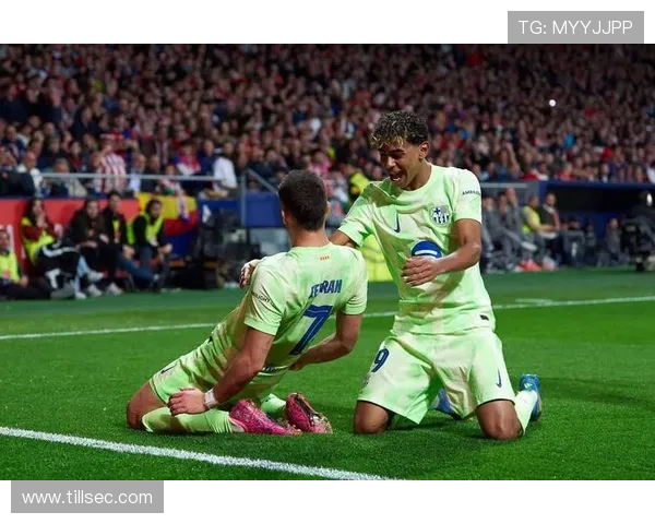 西甲最新动态：巴萨连胜纪录保持 皇马迎战劲敌竞争激烈