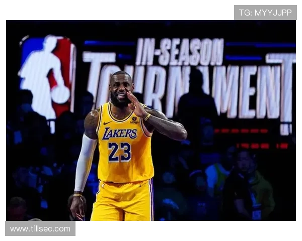 詹姆斯带领湖人逆袭勇士 季后赛席位悬念再起 乔丹对比引发热议